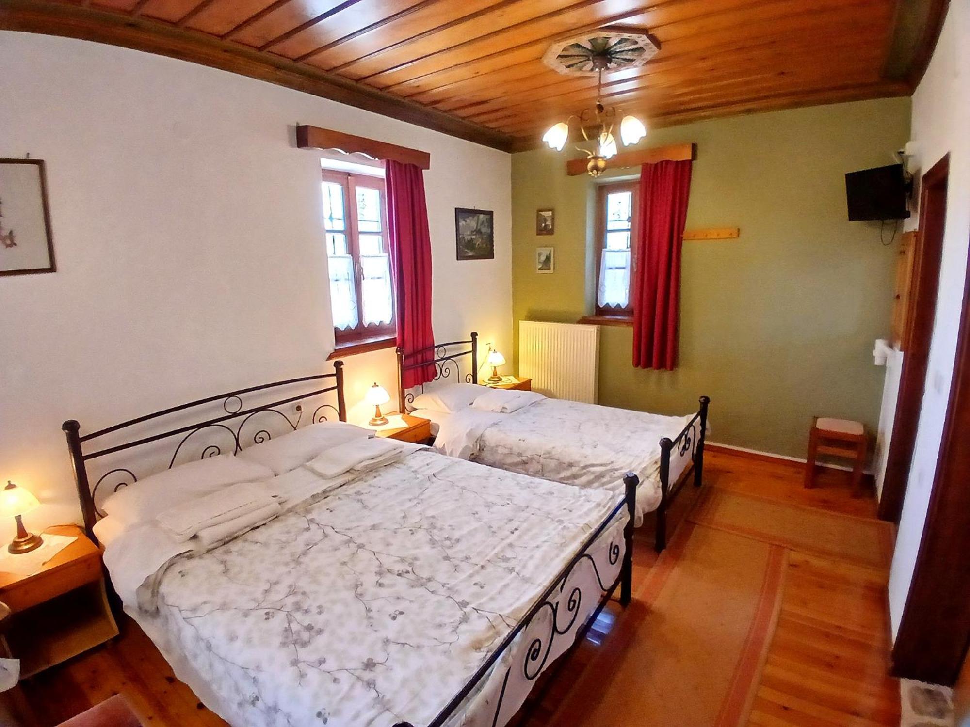 Aloni Guesthouse Ano Pedina Ngoại thất bức ảnh